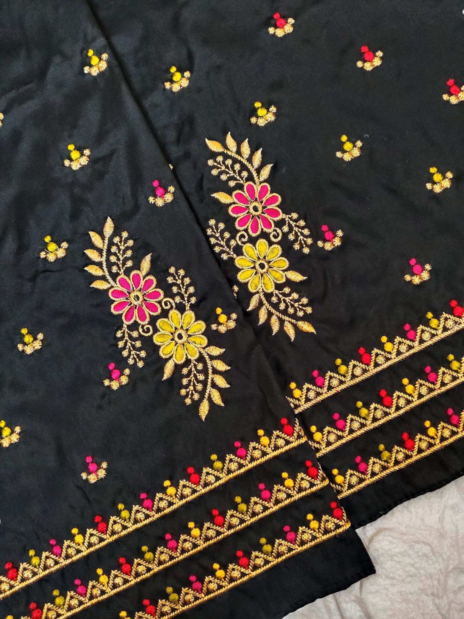 RK10_Black_Multi Color