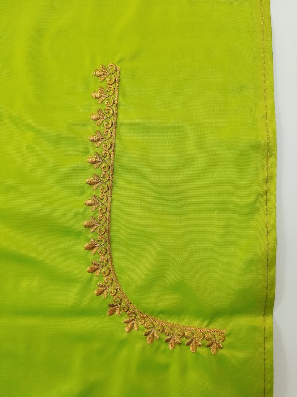 RK544_Parrot Green - Image 3