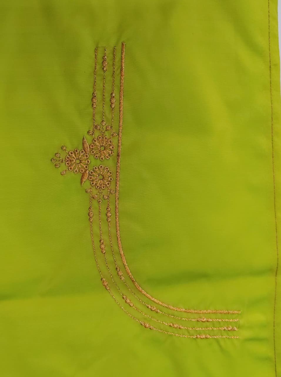 RK677_Parrot Green - Image 3