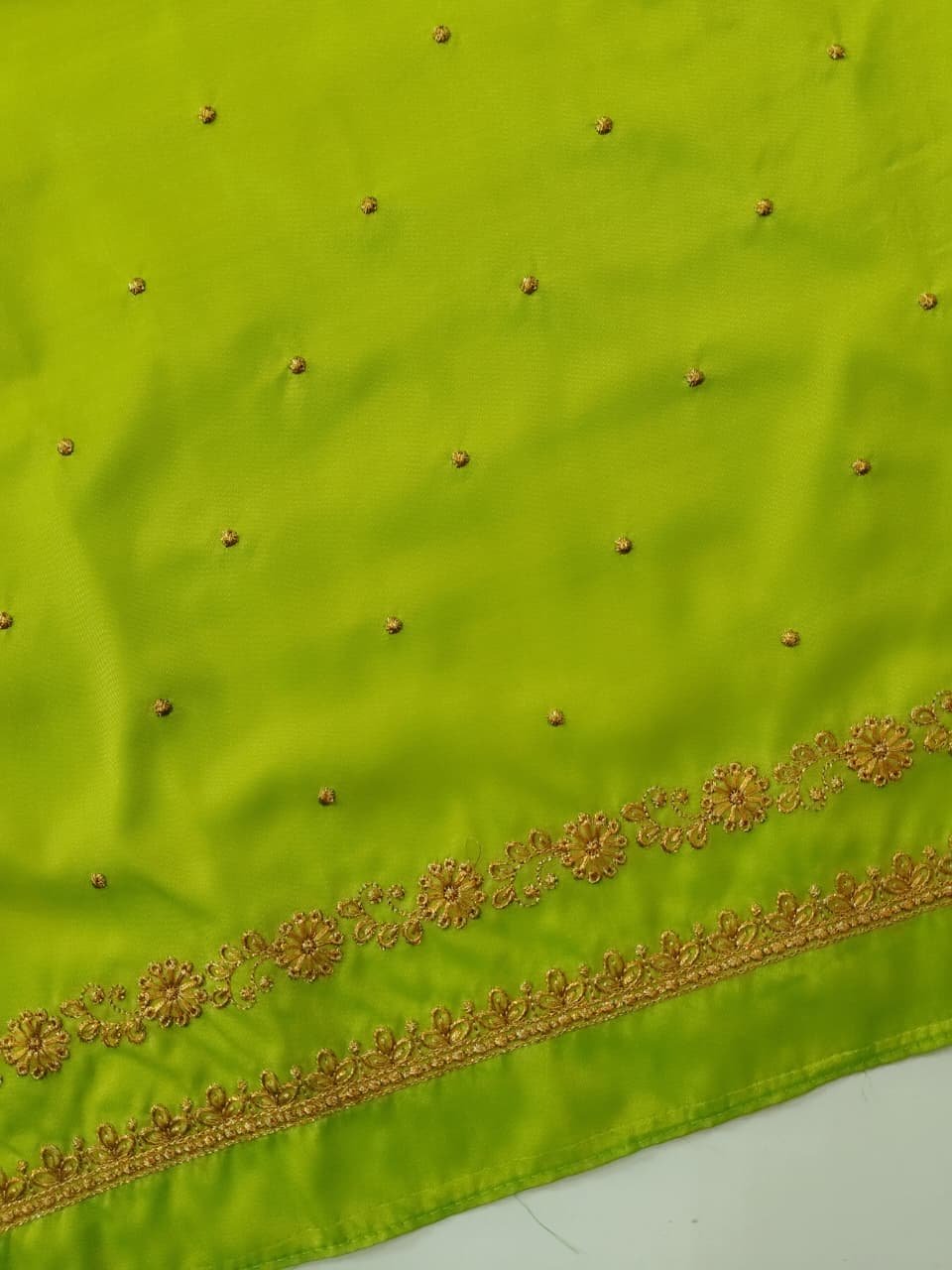 RK599_Parrot Green - Image 2