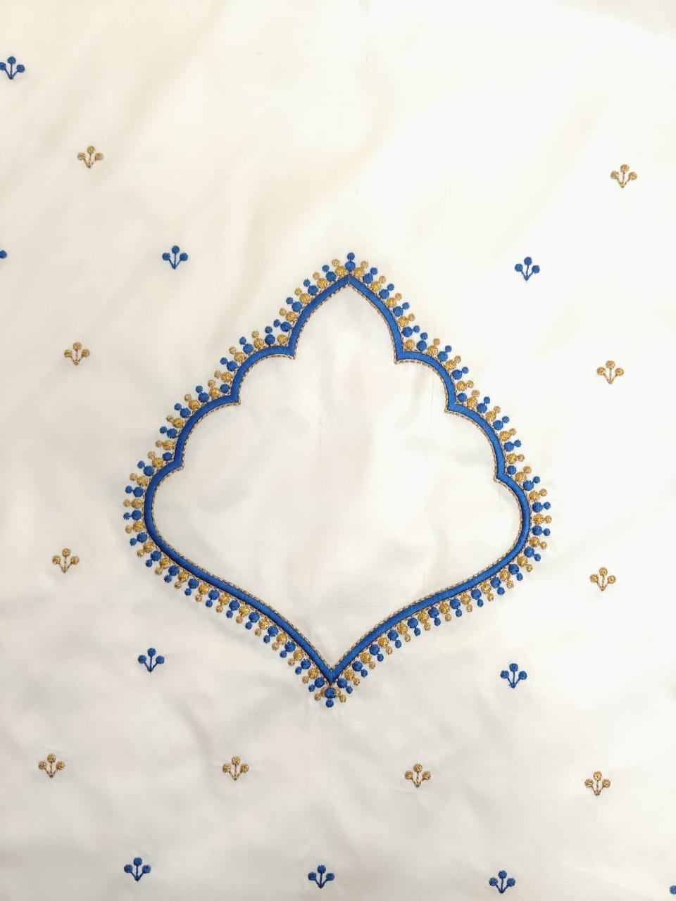 RK531_White - Image 2